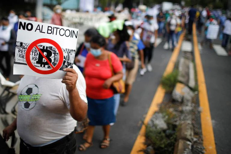 El Salvador. La Corte de Cuentas auditará el gasto de USD 150 millones en el proyecto bitcoin del gobierno de Nayib Bukele